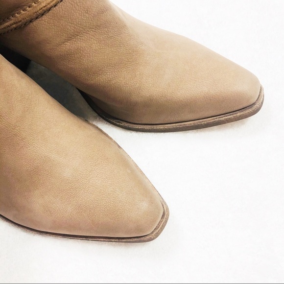 🔥SALE🔥 Anthro Dolce Vita tan soft leather mule booties sz9.5 NWOT - Picture 5 of 10